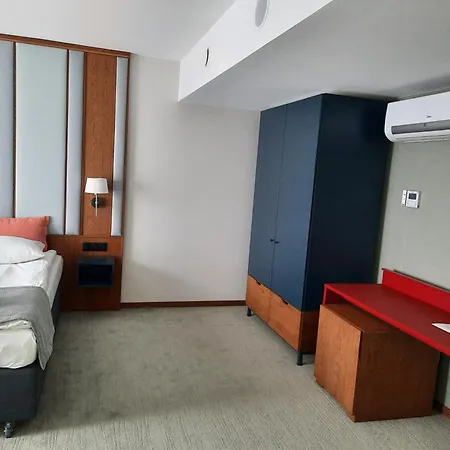 Aparthotel Gvarna Wrocław