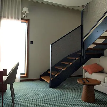 Gvarna Aparthotel