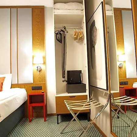 Gvarna Aparthotel