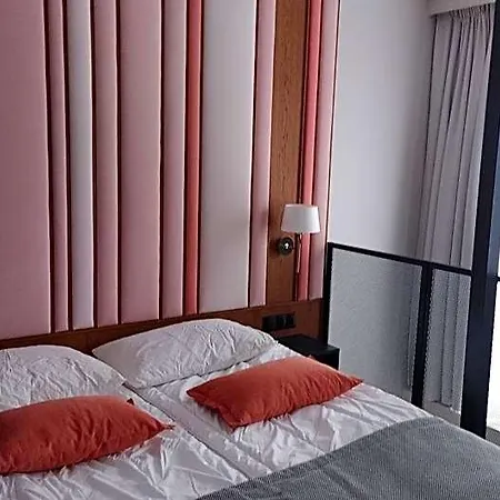 Aparthotel Gvarna Wrocław