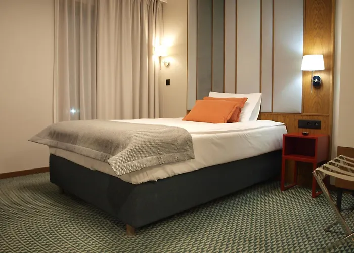 Gvarna Aparthotel 3*