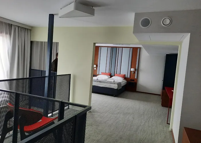 Gvarna Aparthotel 3*